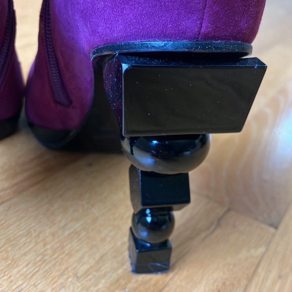 Marc By Marc Jacobs purple suede ankle boots. Sculptural heel. Size 37 - Picture 5 of 10